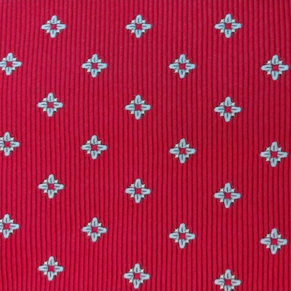 3 Silk Tie Bundle - 2 Brooks Brothers/1 Paul Fredrick (Made in USA) - Picture 11 of 13